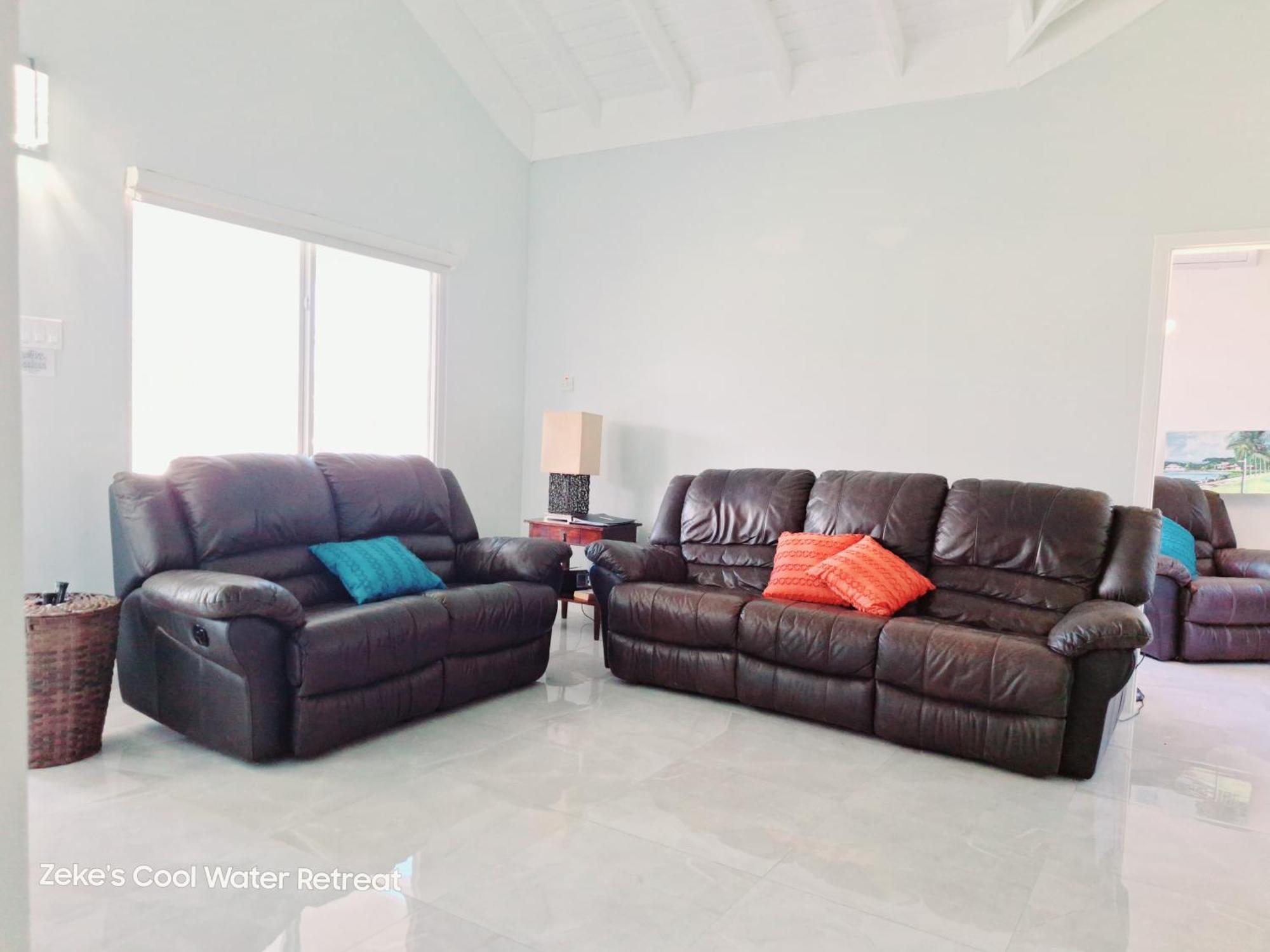 Private Peaceful Style Cool Water Escape Near Ocho Rios Holiday park *