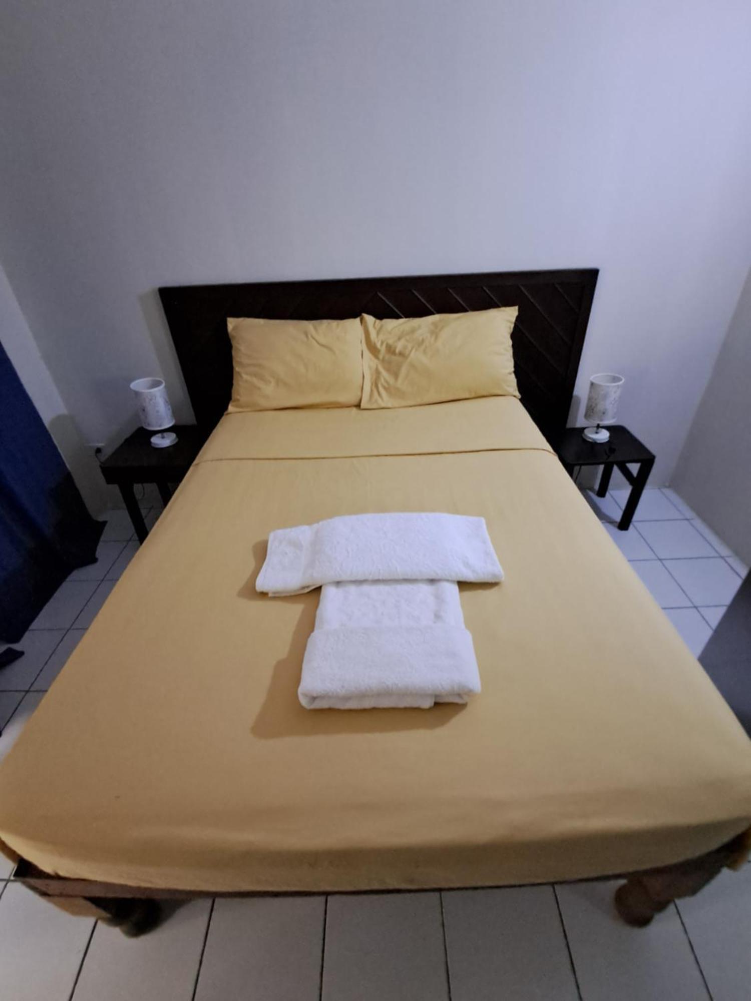 Hotel Mom's Place