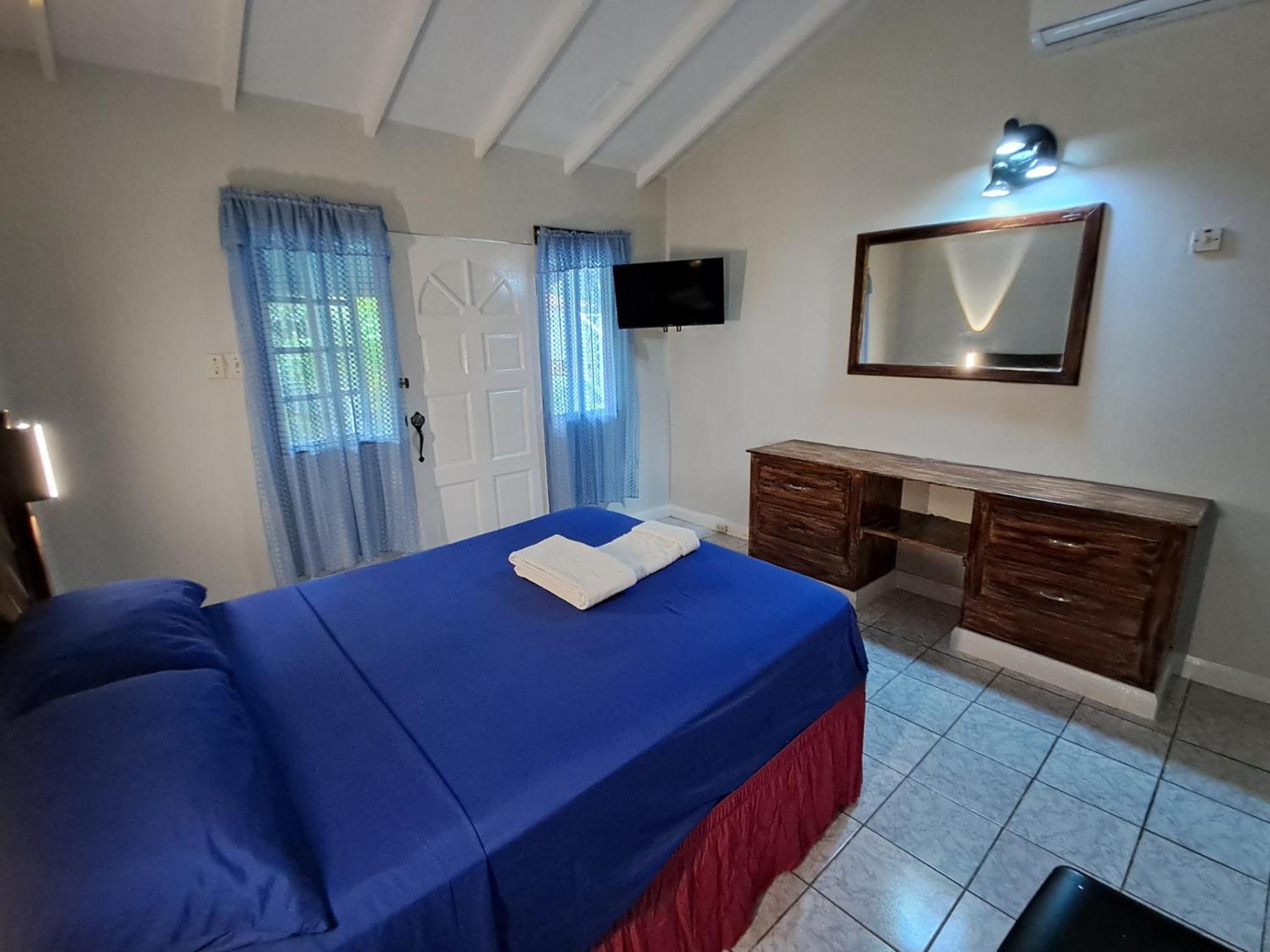 Mom's Place Negril