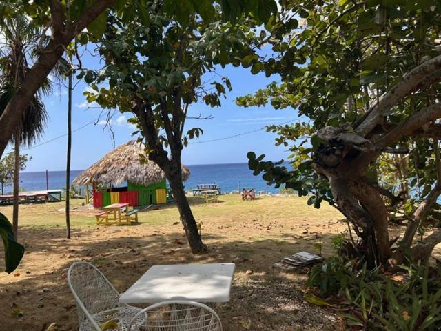 3dives Cliffside Resort