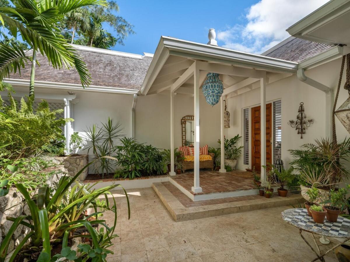 Jamille - Stunningly Designed With Pool, Sauna, & Ocean Views