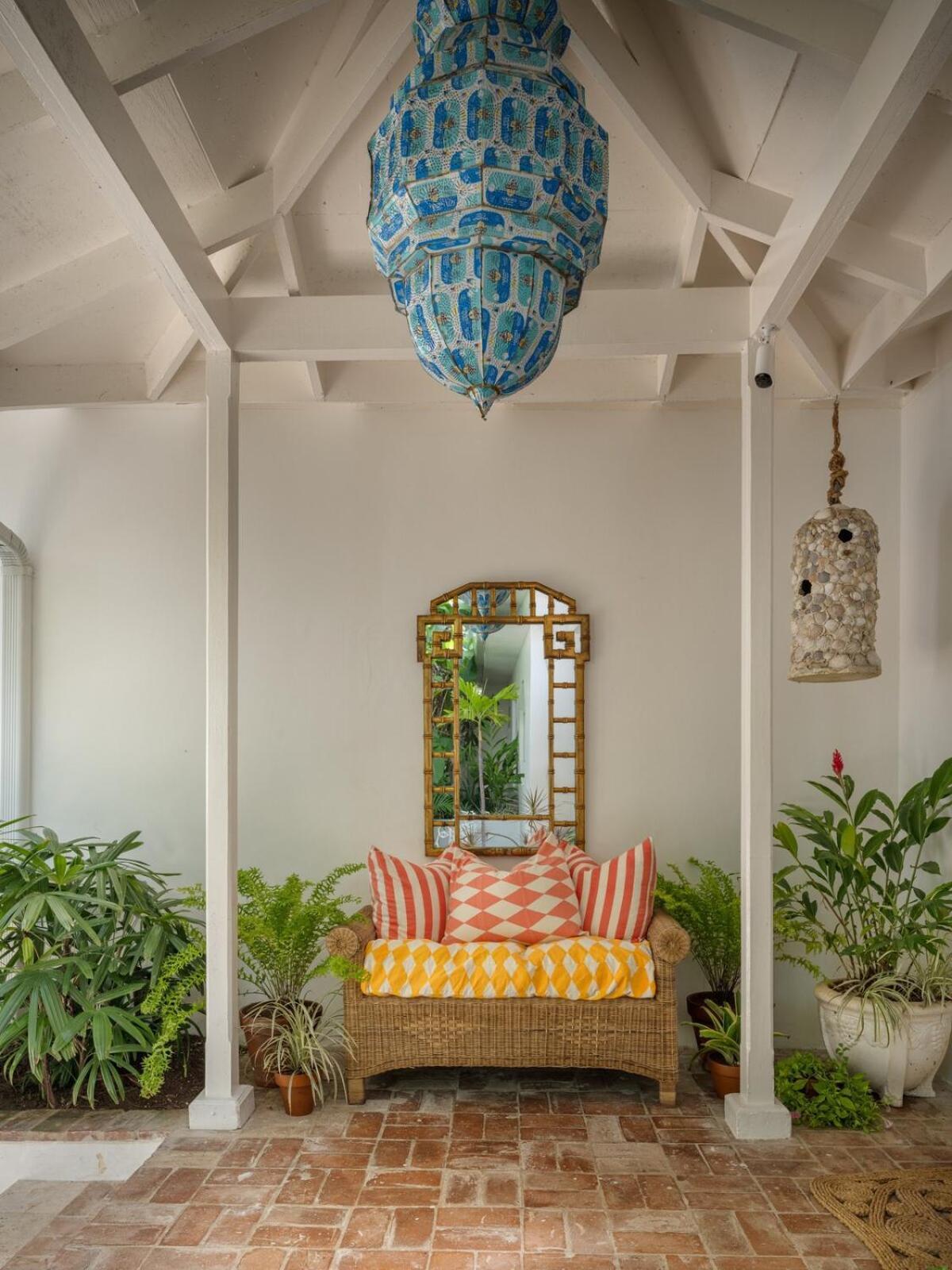 Villa Jamille - Stunningly Designed With Pool, Sauna, & Ocean Views