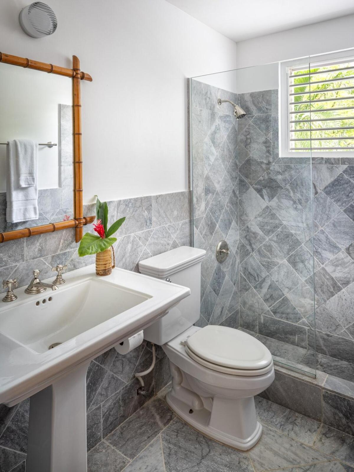 Jamille - Stunningly Designed With Pool, Sauna, & Ocean Views