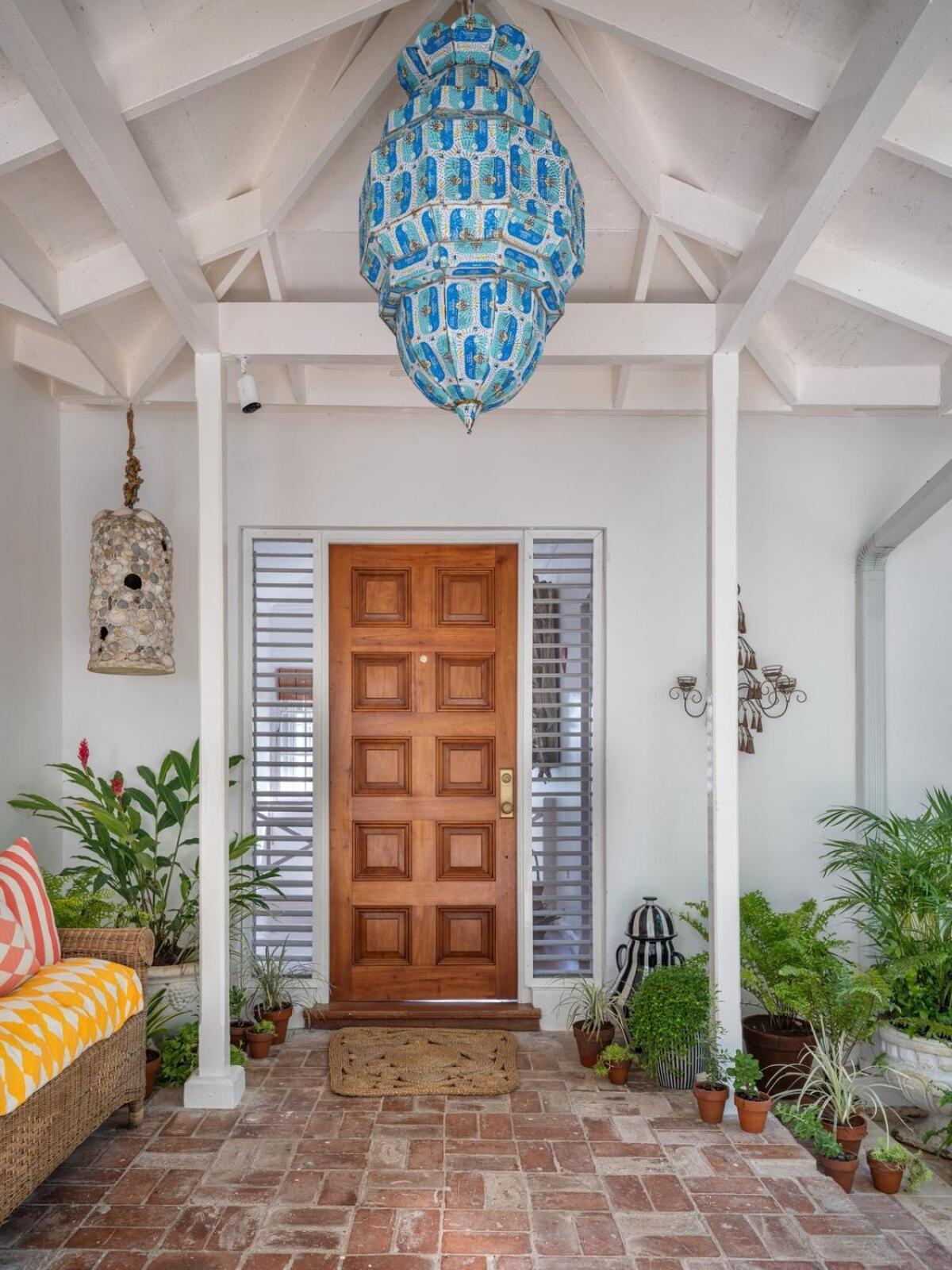 Jamille - Stunningly Designed With Pool, Sauna, & Ocean Views *