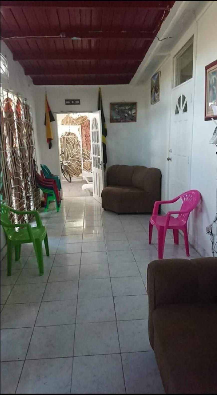 Forest Court * Portmore