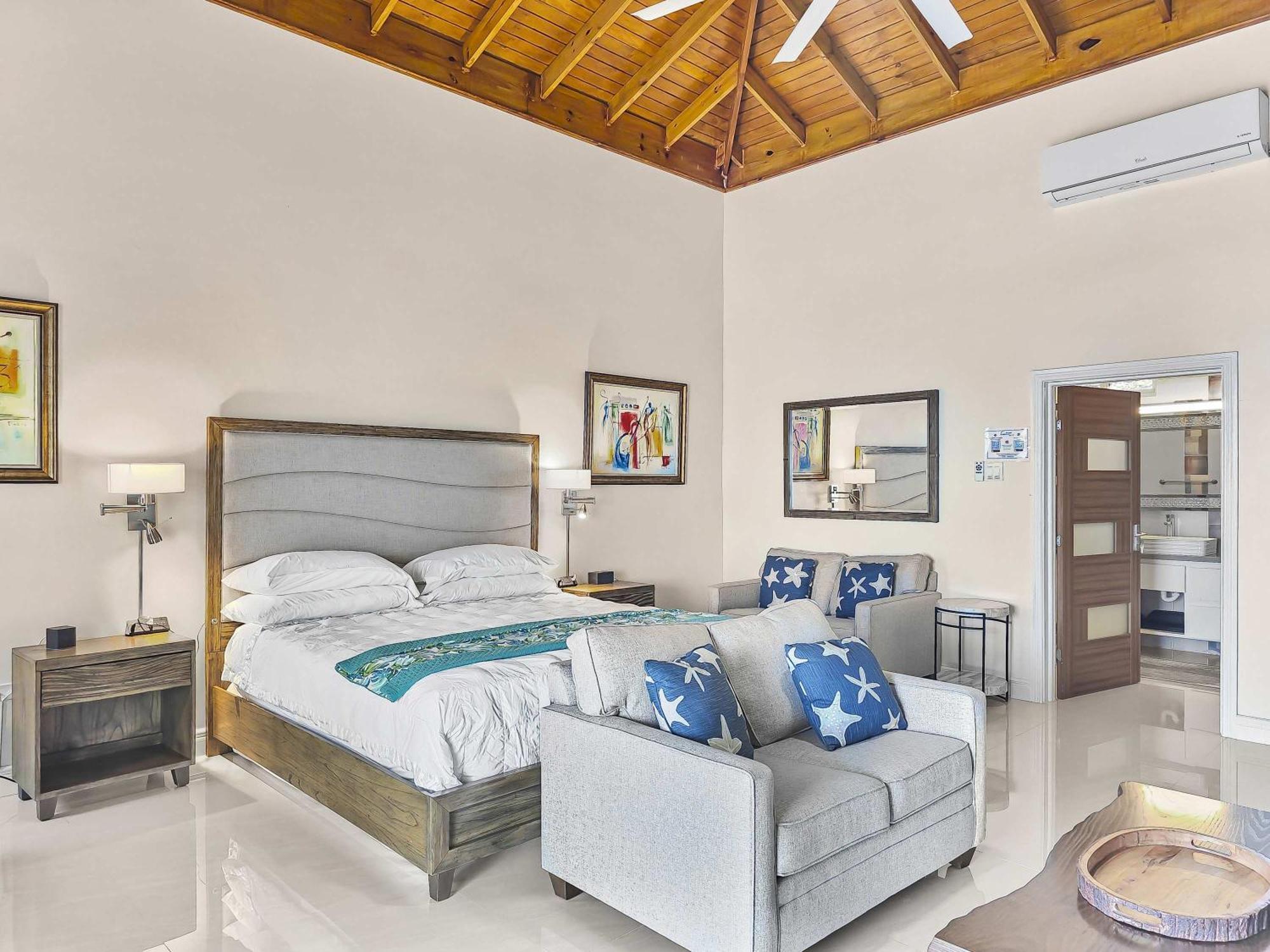 Hospitality Expert Bts 4 - Pool & Bar Inn Montego Bay