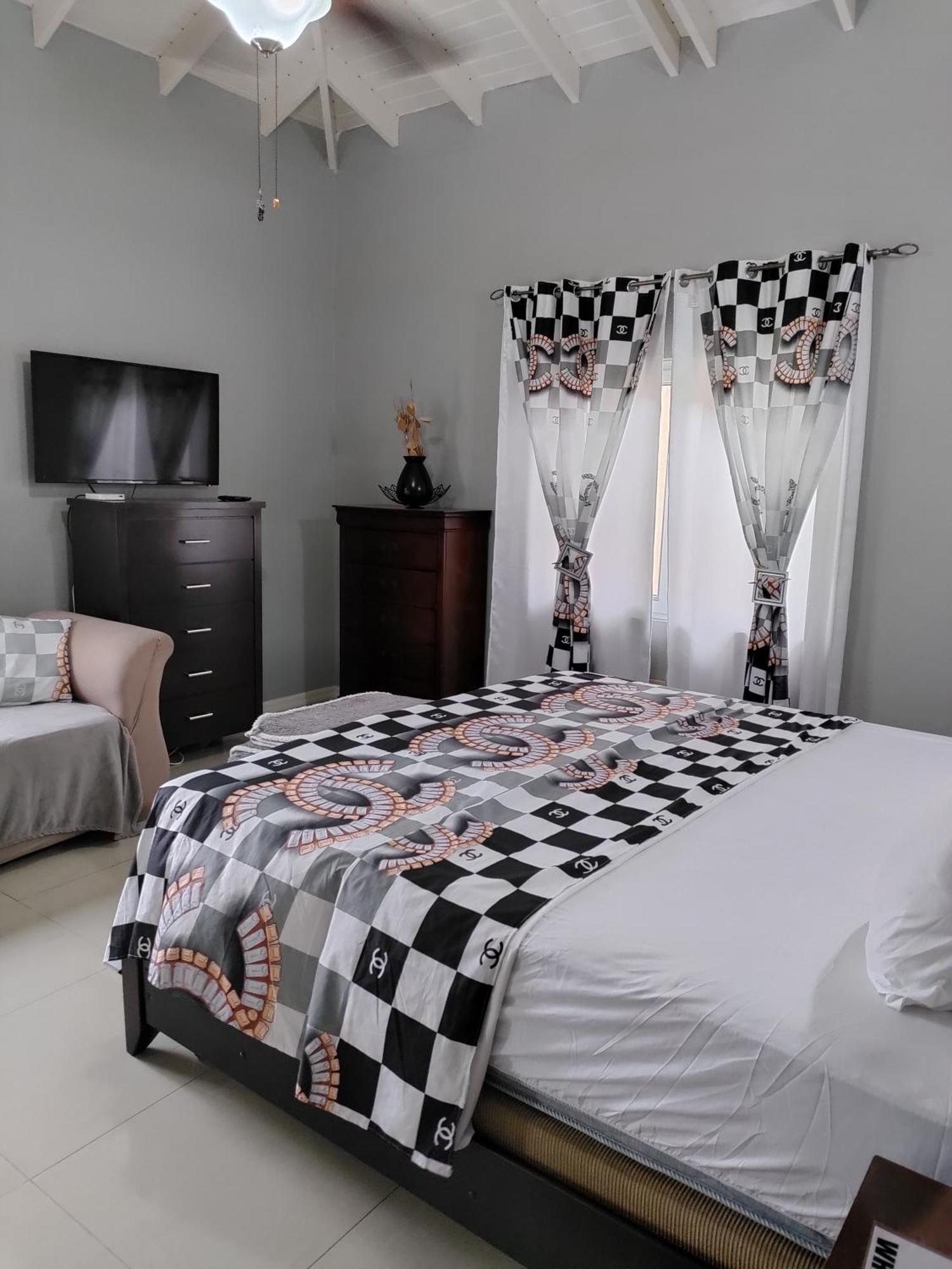 Bed & Breakfast The President 5 Minutes To Devon House 4 Waterloo Avenue *