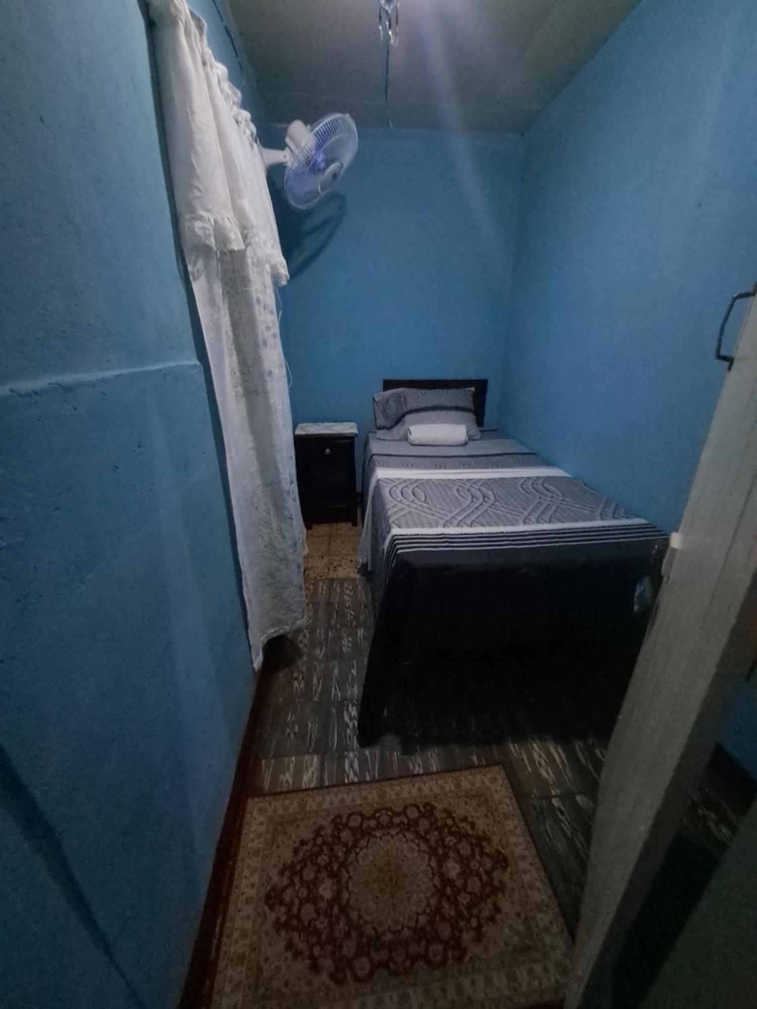 Bed & Breakfast Airport *