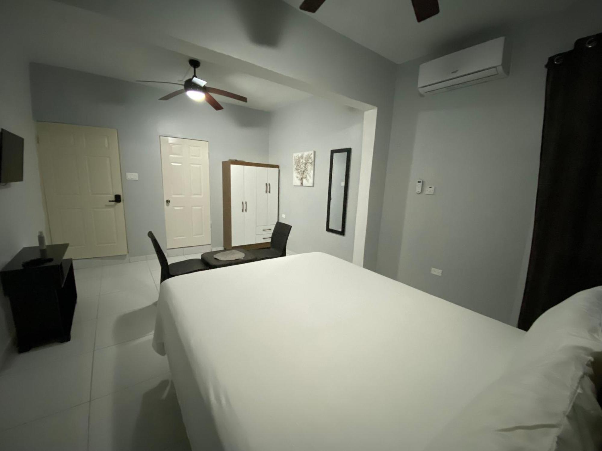 Chrewans Enterprise Ltd Bed & Breakfast Montego Bay