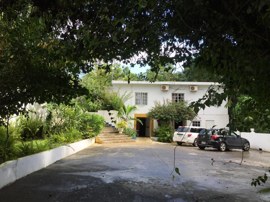 Hotel San San Tropez
