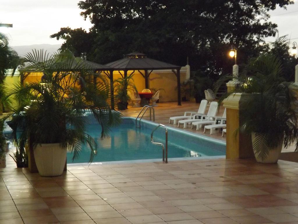 Grandiosa 2* Montego Bay
