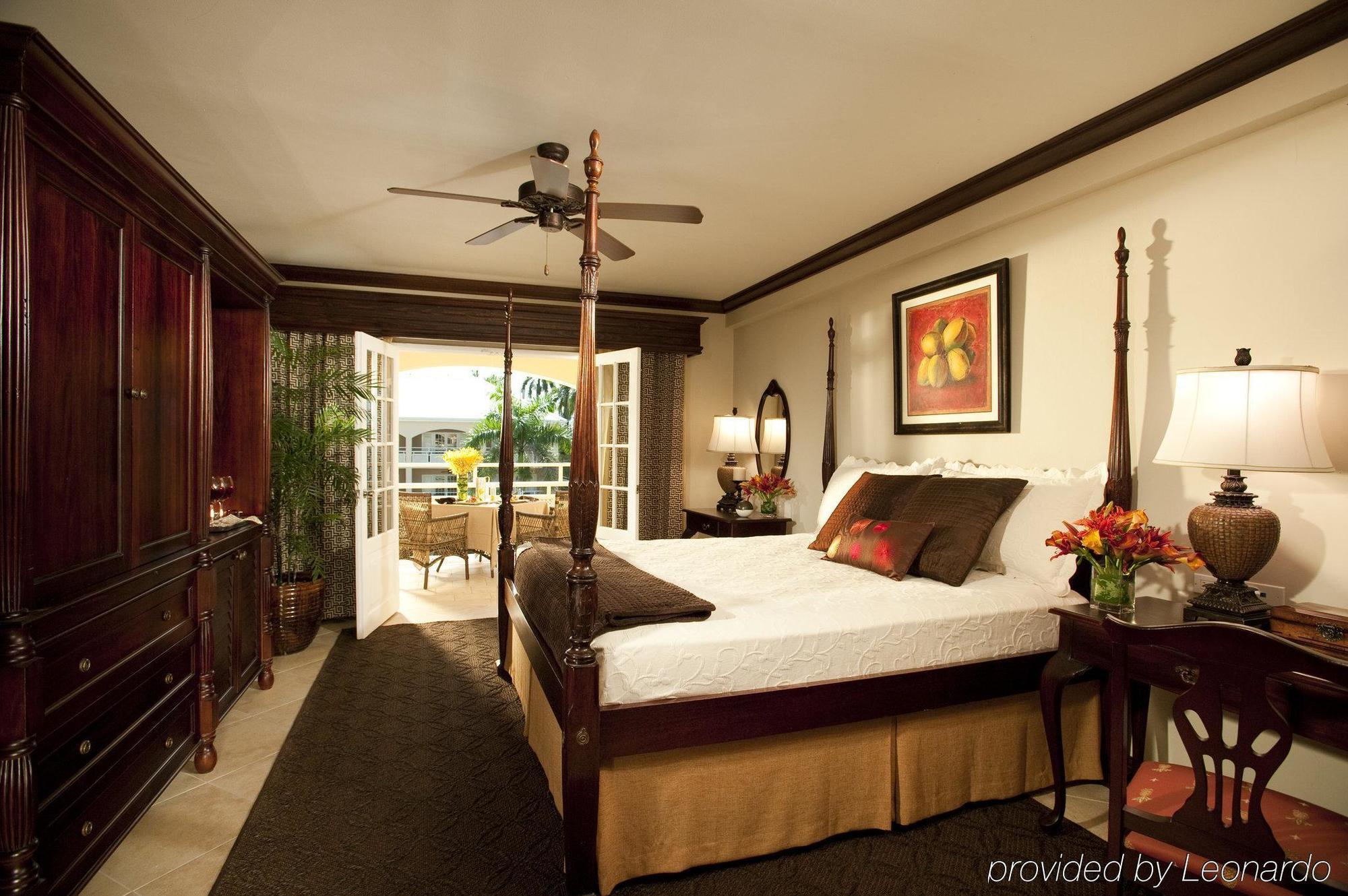 Sandals All Inclusive - Couples Only (adults Only)