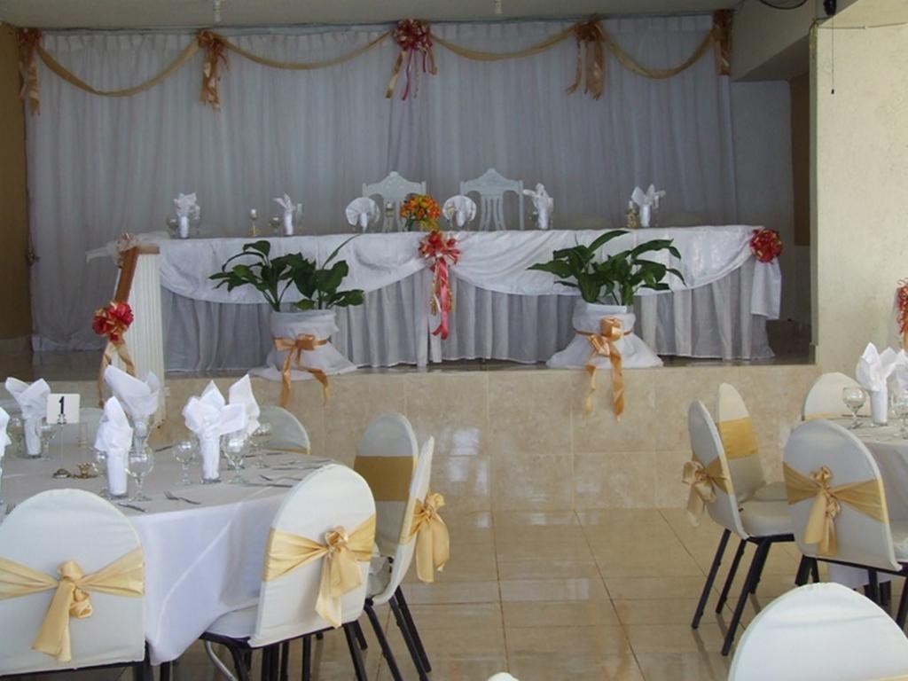 Ocean Breeze 3* Southfield