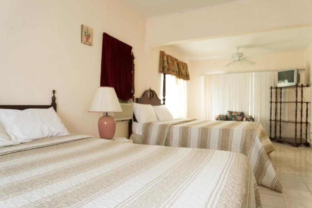 Chateau Margarite Bed And Breakfast Guest house 3*