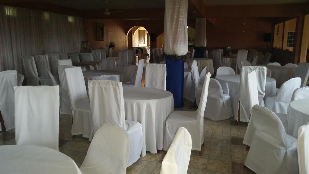 Chateau Margarite Bed And Breakfast 3*