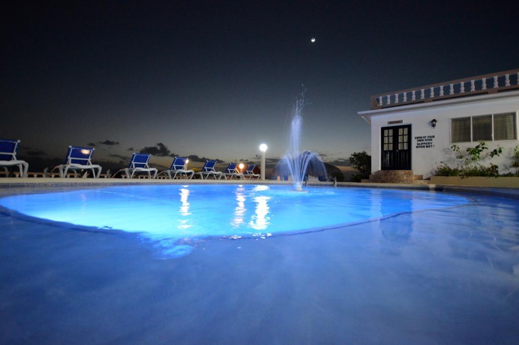 Beyond Sunset & Bed & Breakfast 4*