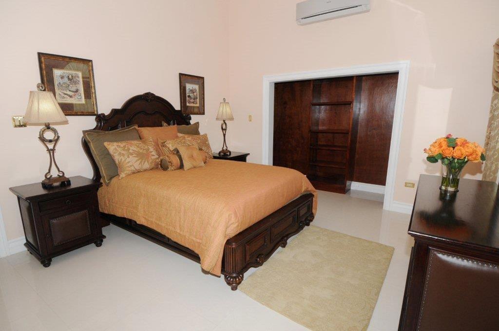 Hotel Genesis Sheer Elegance