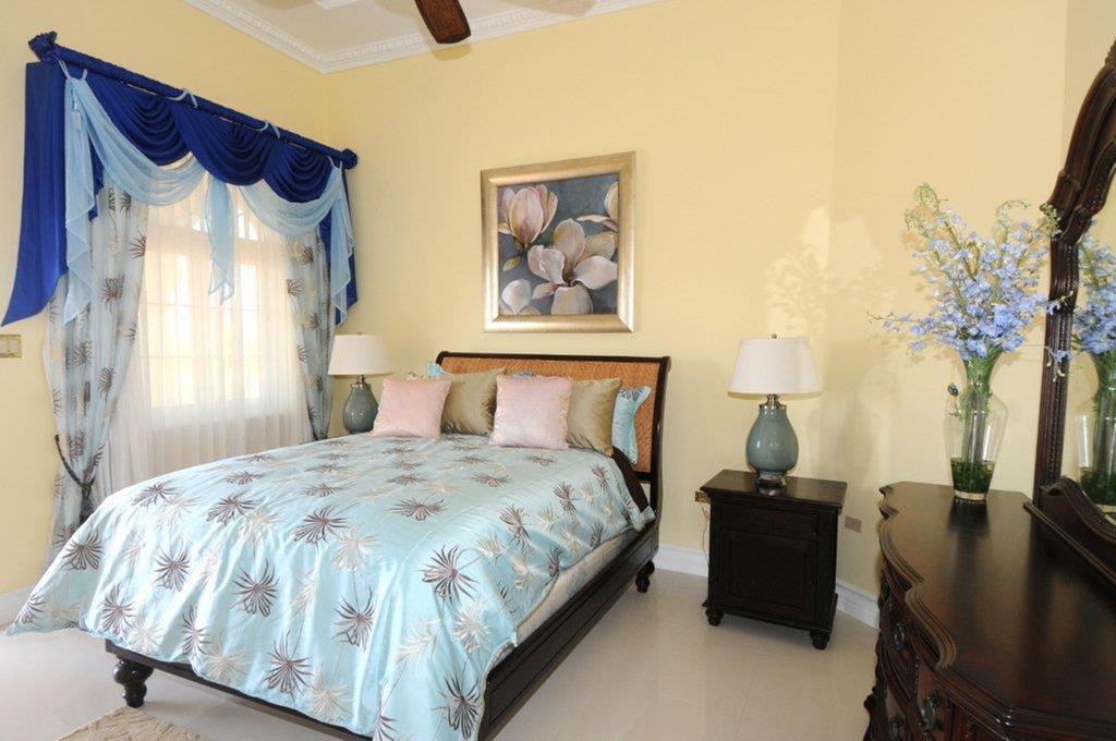 Hotel Genesis Sheer Elegance Saint James