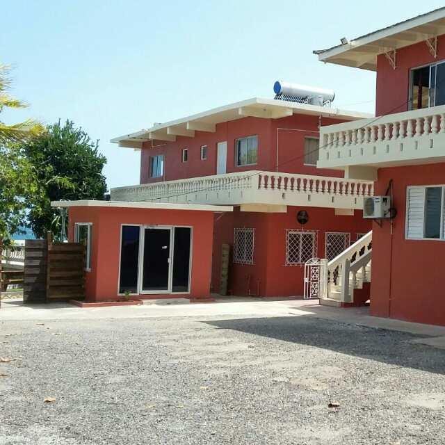 Guest house South Sea View, South Coast Black River