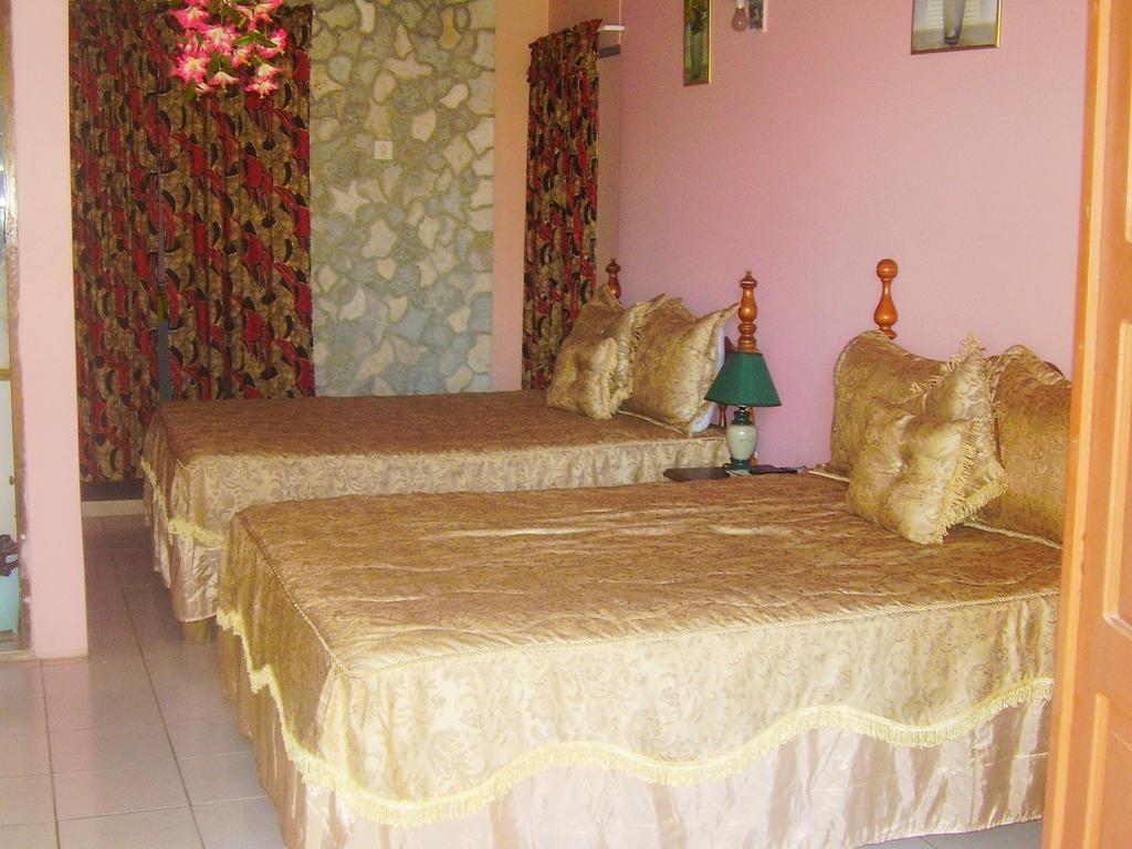Cotton Tree Negril