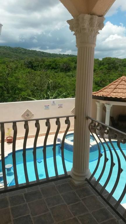 Pinnacle View Estate Micaila Montego Bay