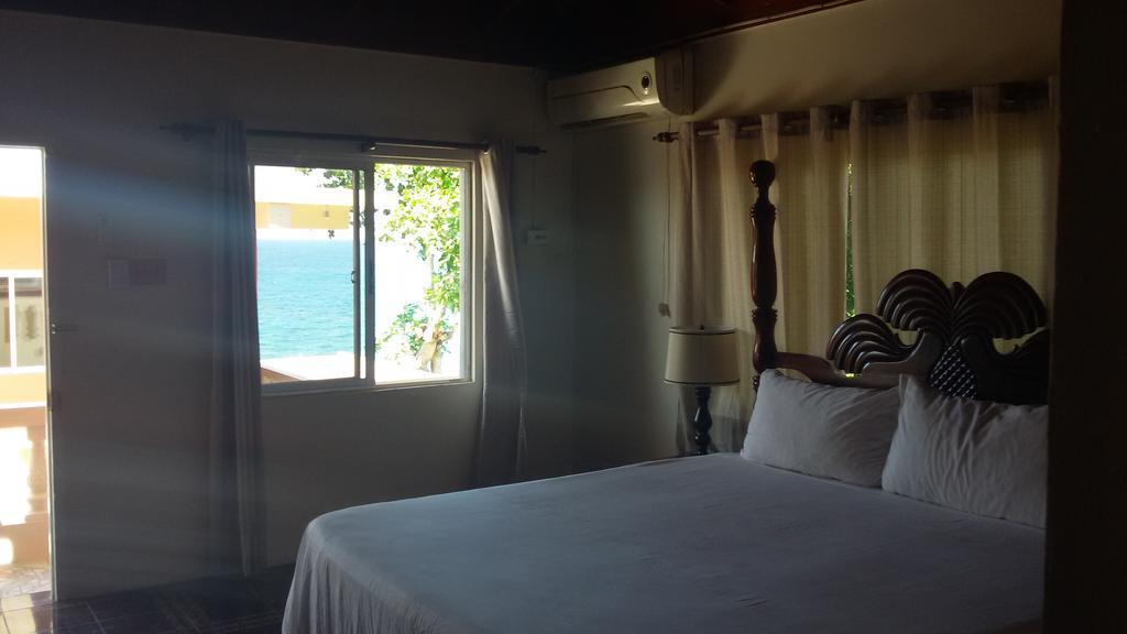 South Sea View, South Coast Black River