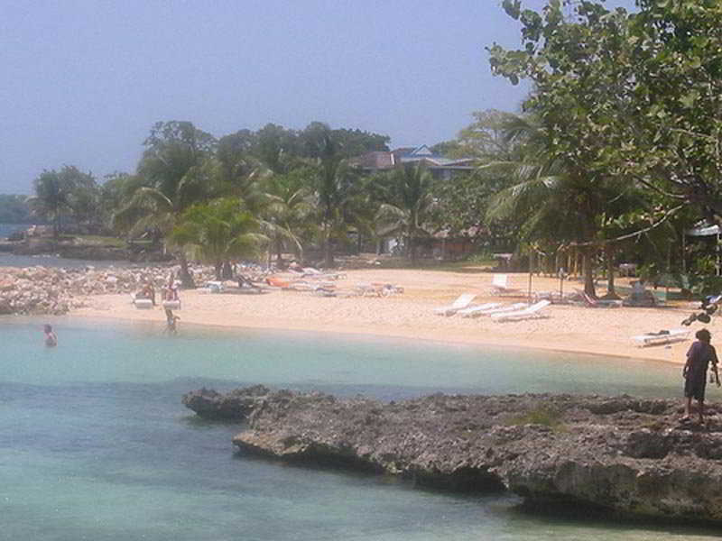 Holiday park Point Village Negril