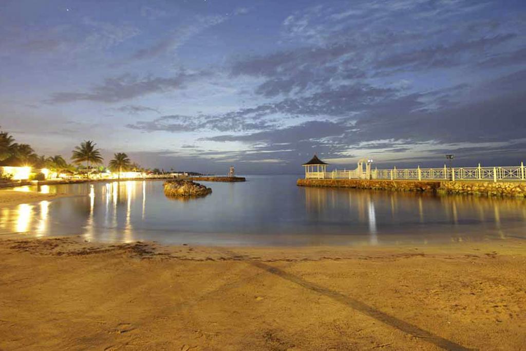 Decameron Club Caribbean Runaway Bay, Ramada Resort