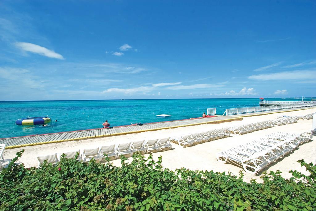 Decameron Club Caribbean Runaway Bay, Ramada 3* Runaway Bay