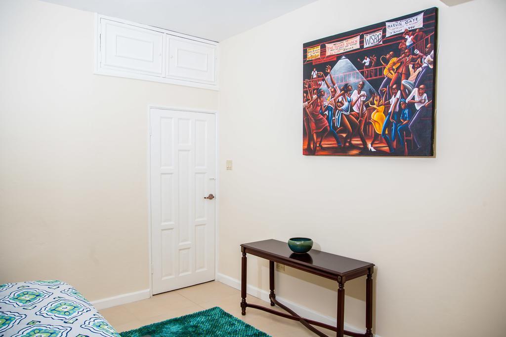 Sky View Guest Apartments Aparthotel Irish Town