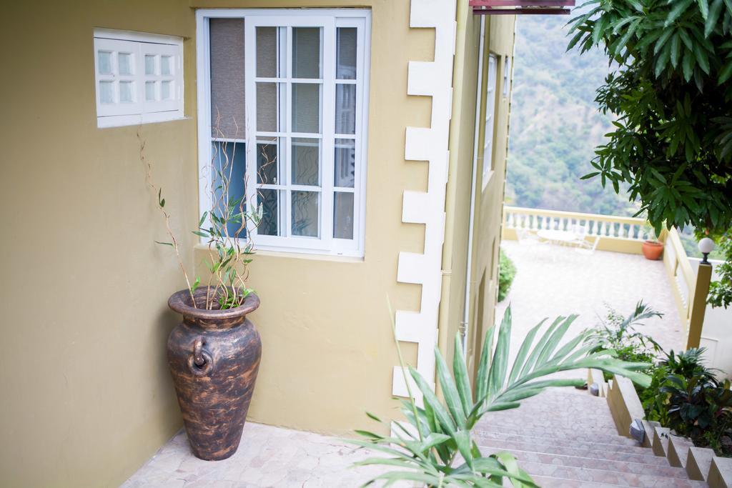 Sky View Guest Apartments 3*
