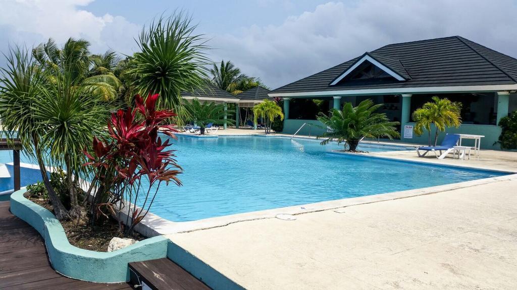 Villa @ The Palms Priory