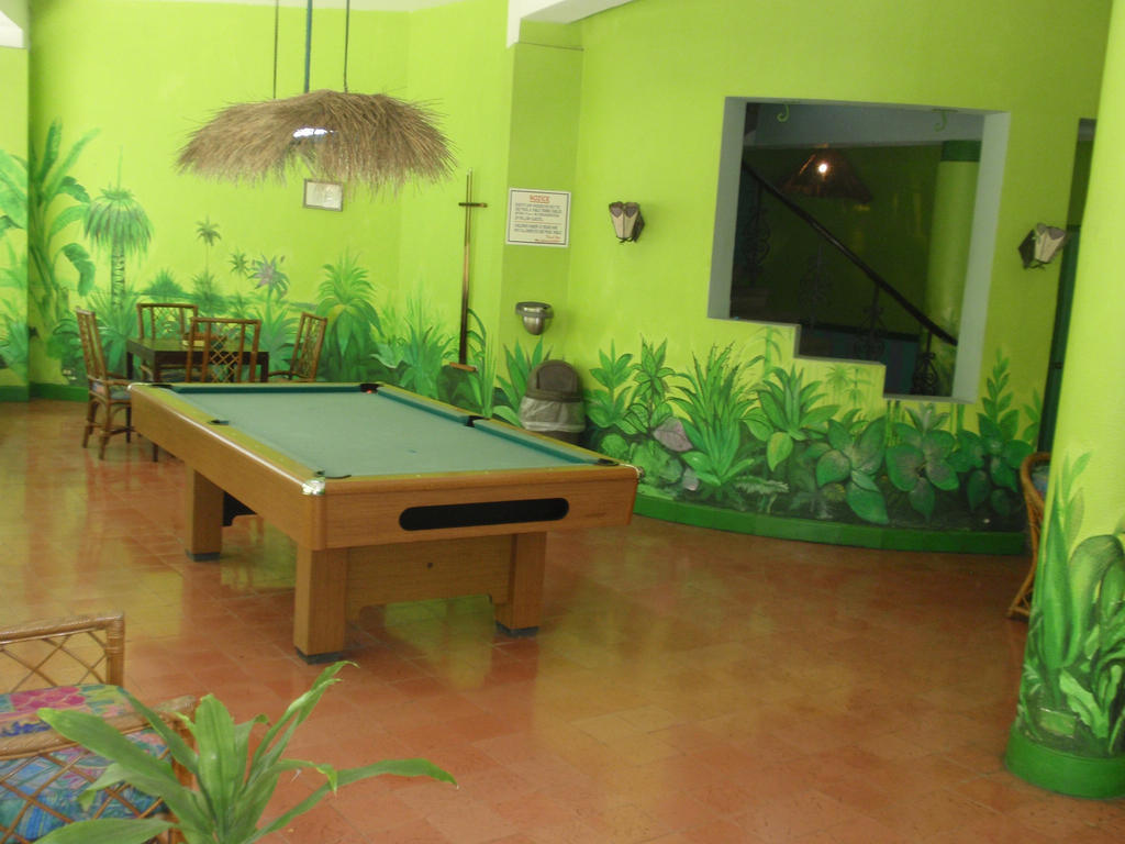 Doctors Cave