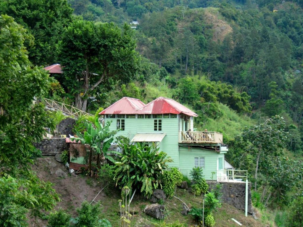 Mount Edge Guest house *