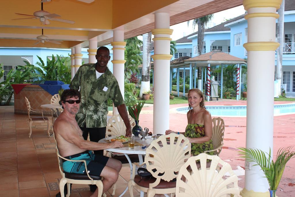 Resort Beachcomber Club
