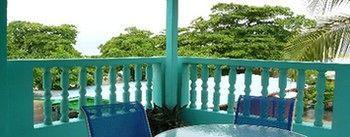 Mariners Beach Club Hotel