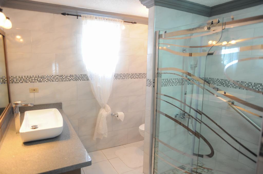 Mango Walk Country Club Suites Montego Bay