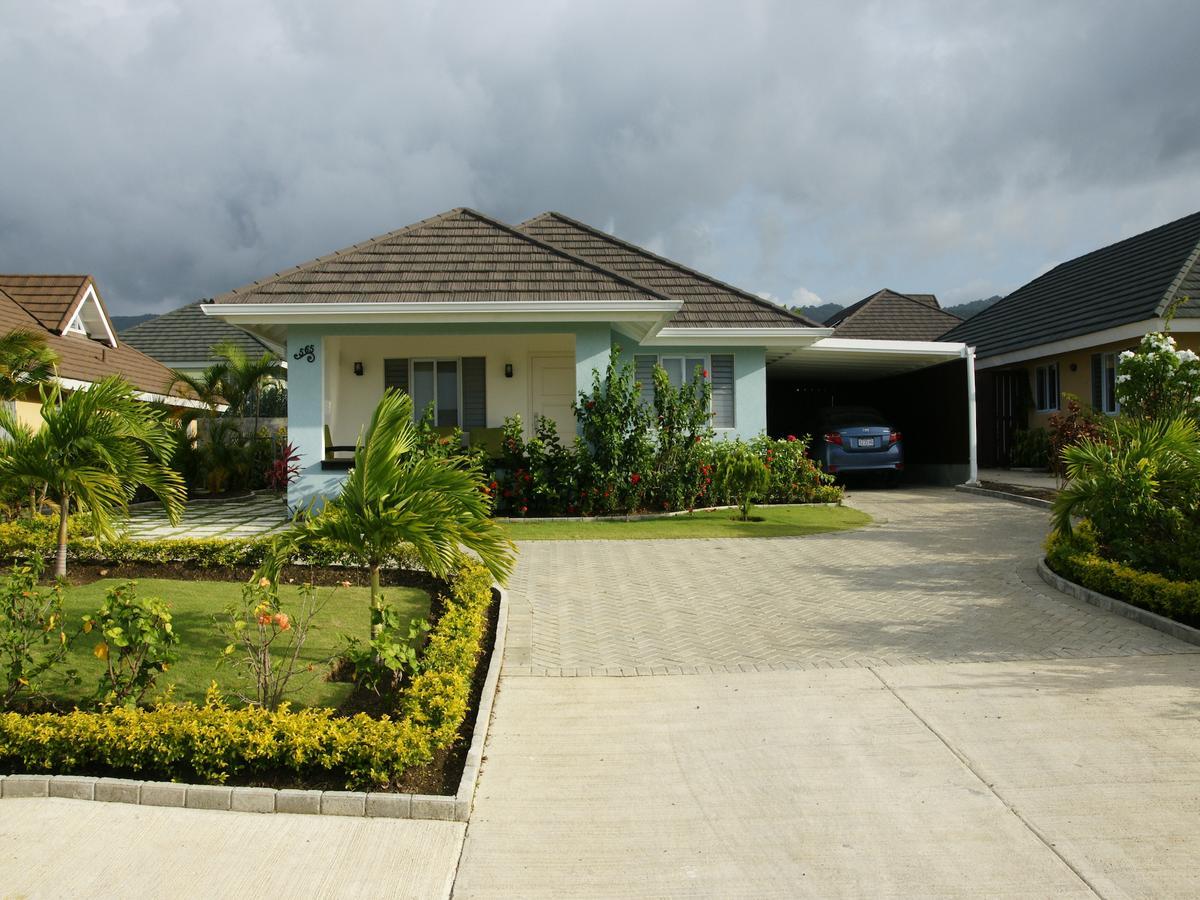 Aparthotel Jamnick Vacation Rentals - Richmond, St Ann, Jamaica *