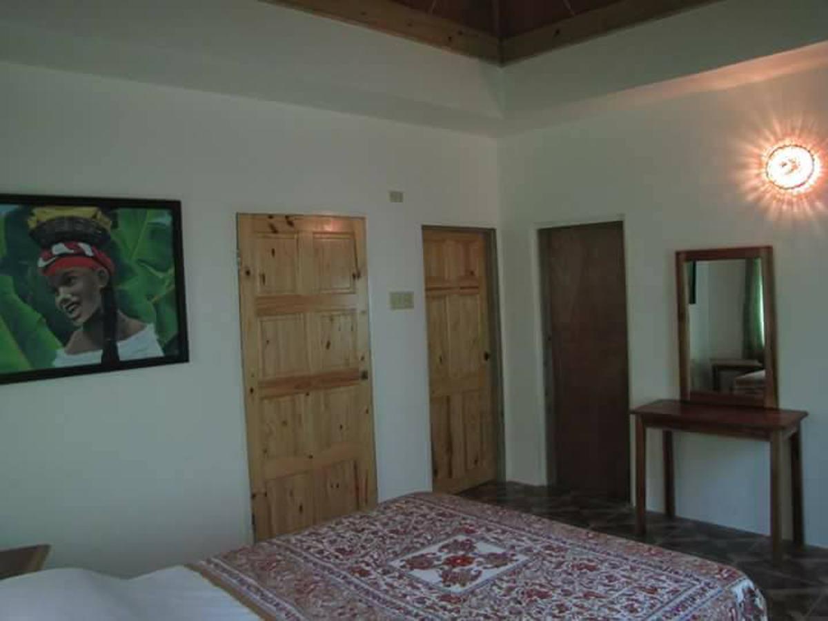Guest house Can-jam Retreat *