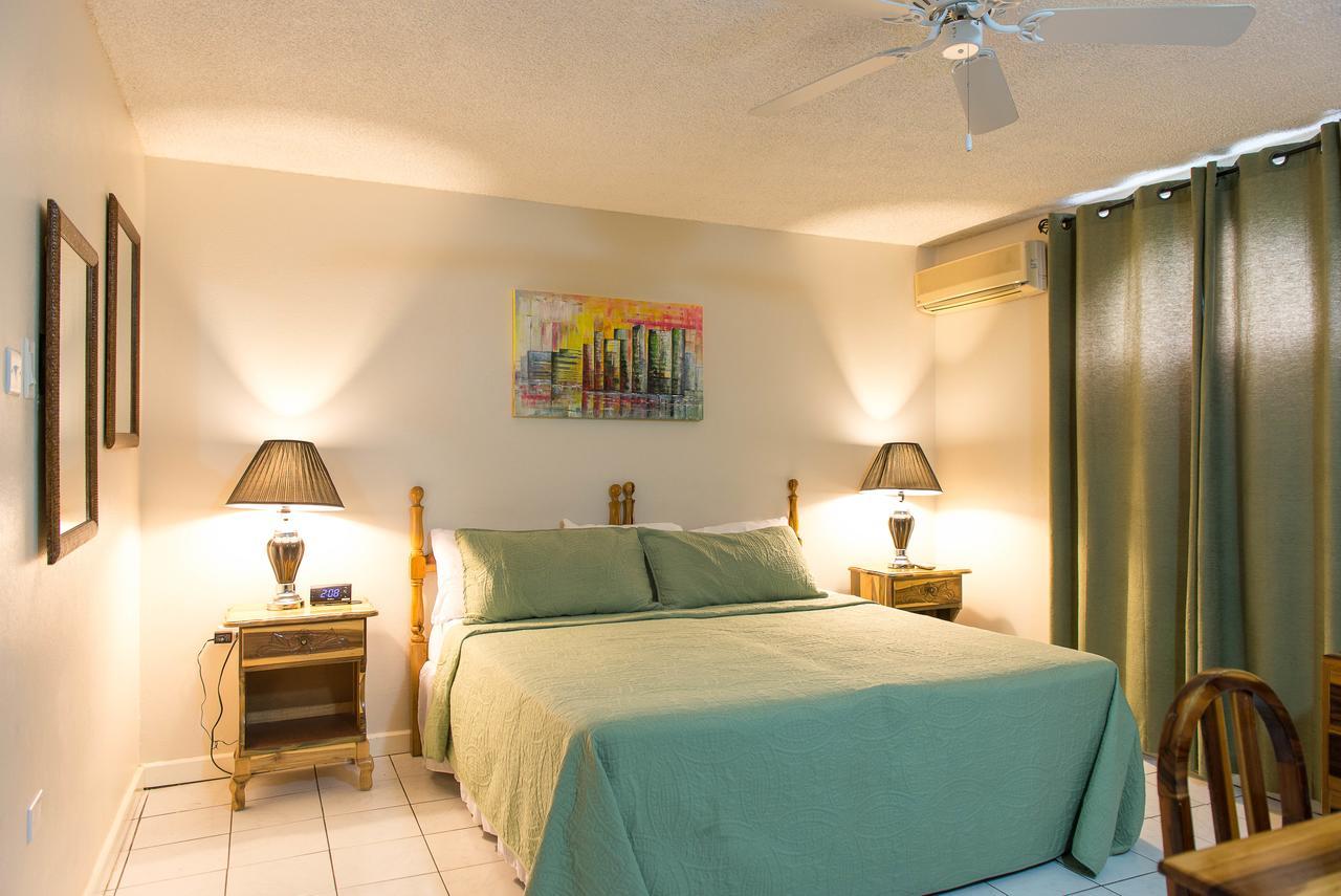 Sandcastles Hotel