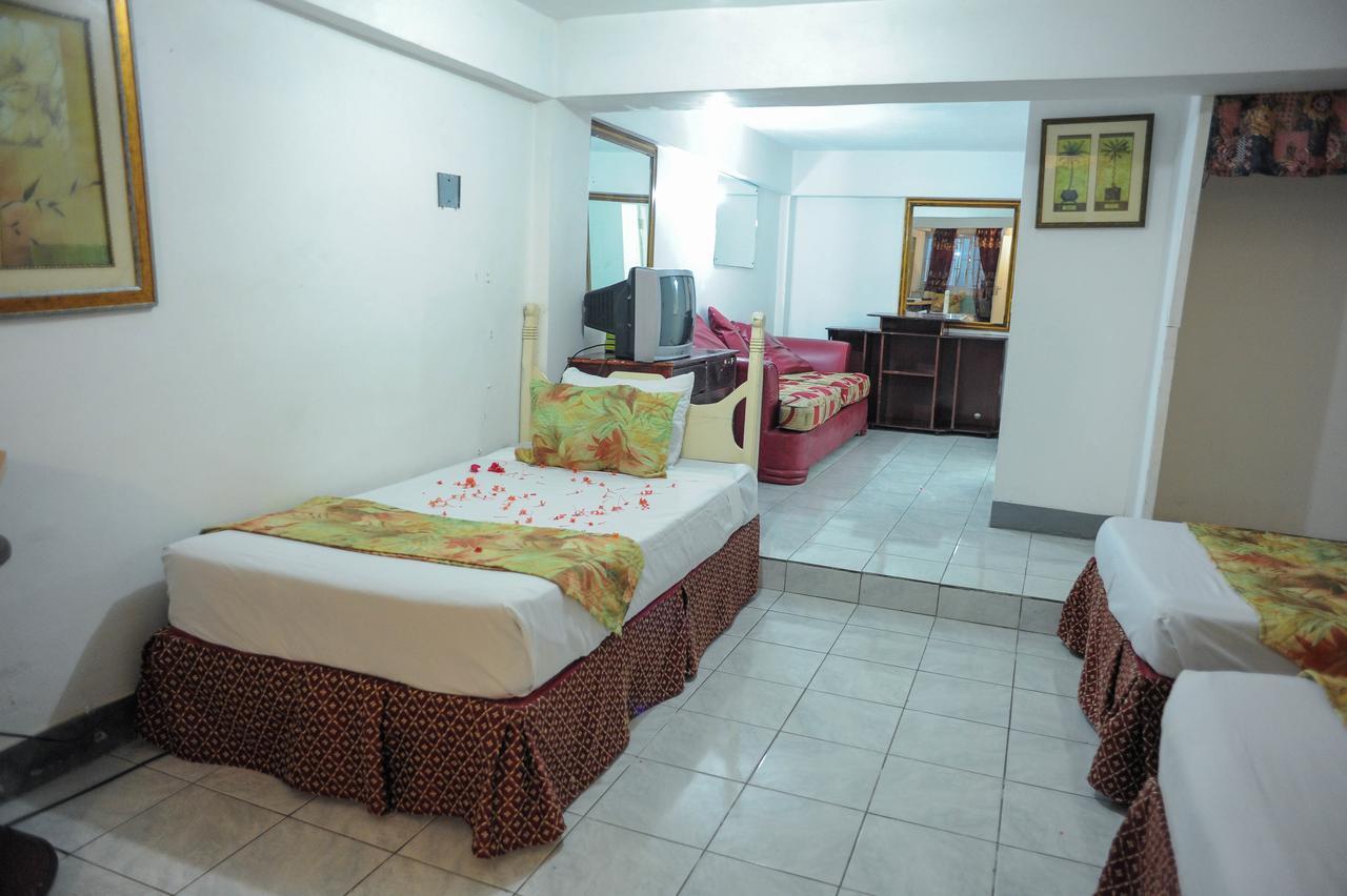 Glorianna Hotel 3*