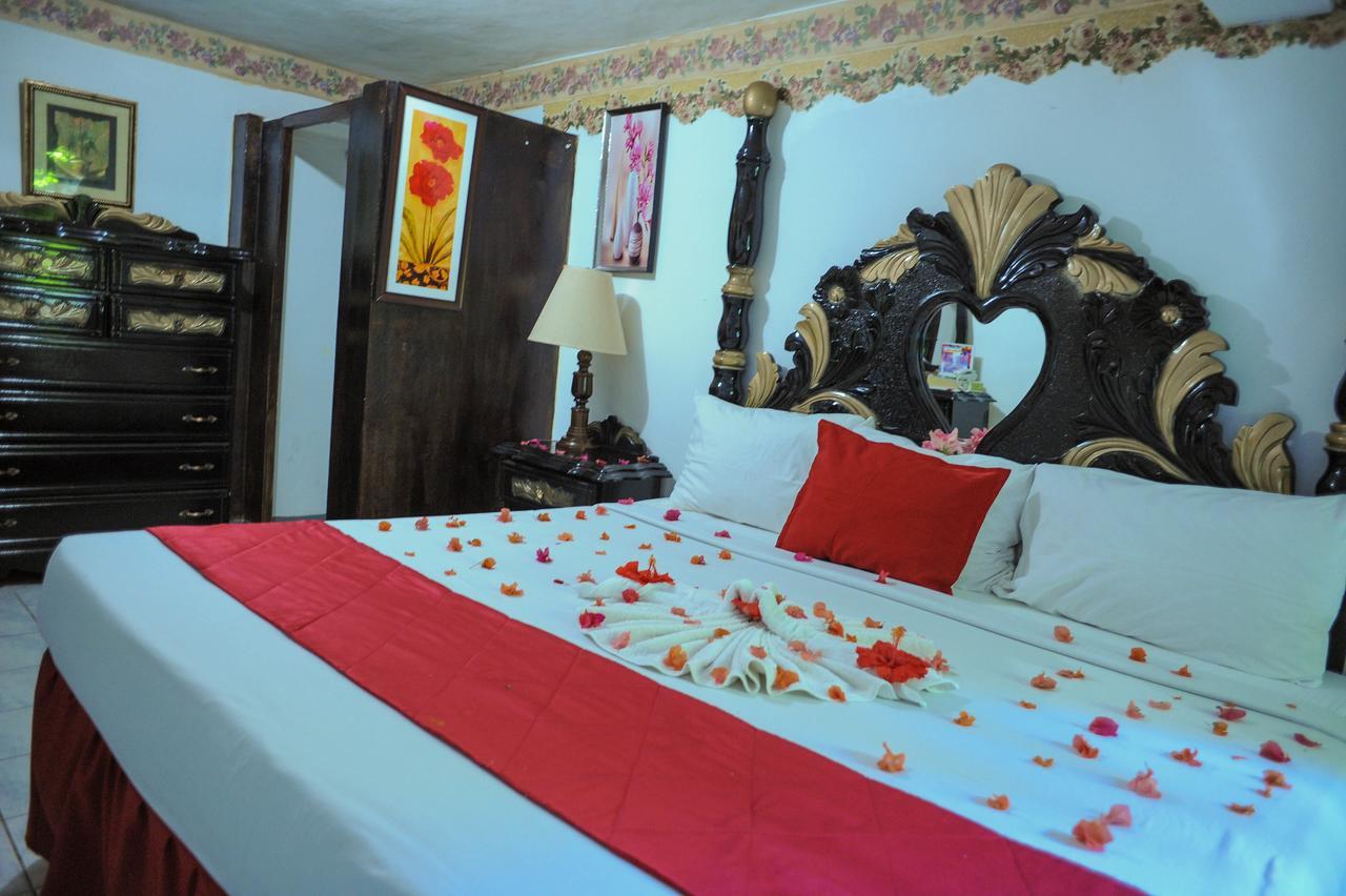 Hotel Glorianna 3*