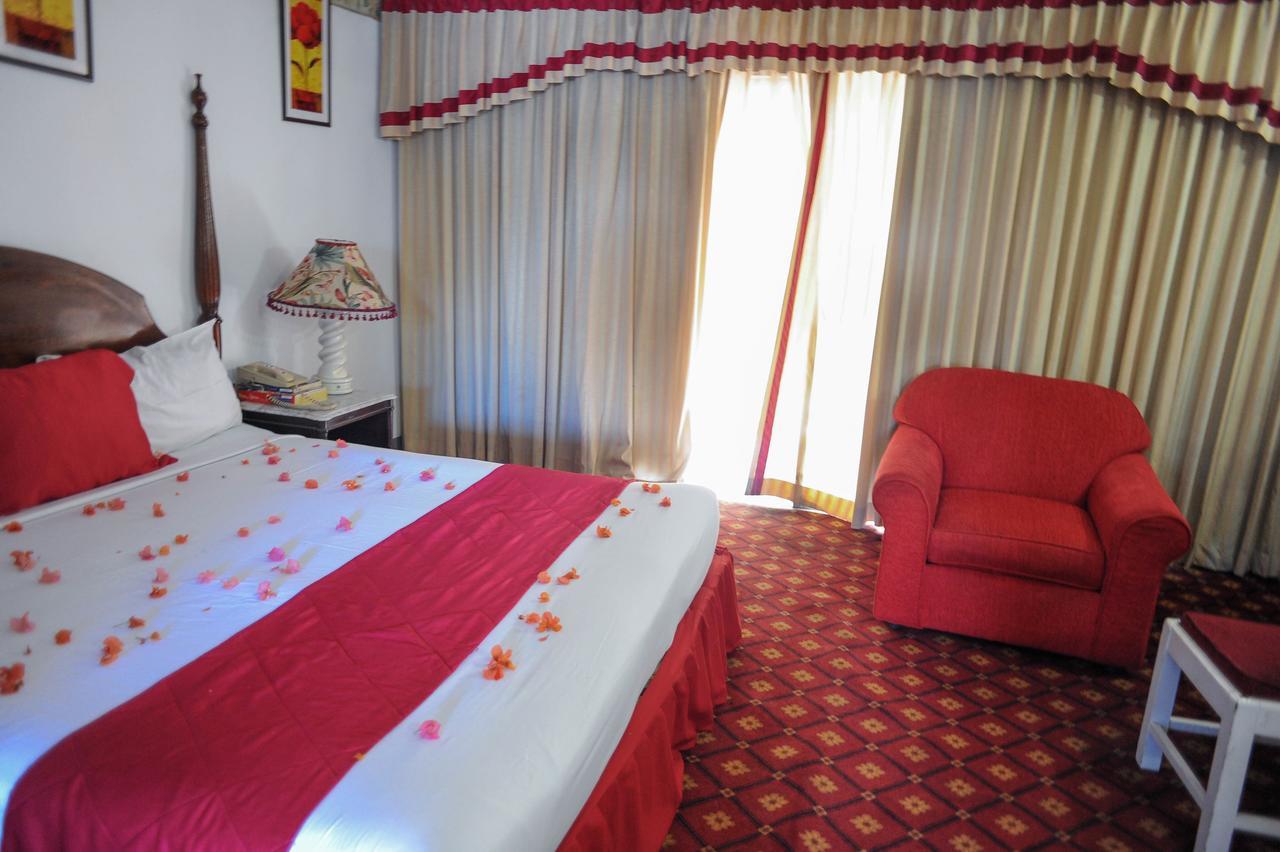 Glorianna Hotel 3*