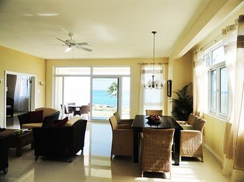 Whispering Seas Apartment *