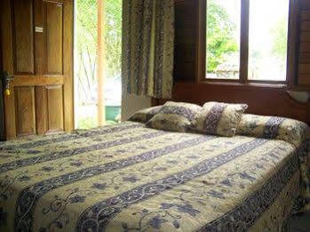 Hotel Rhodes Negril 3*