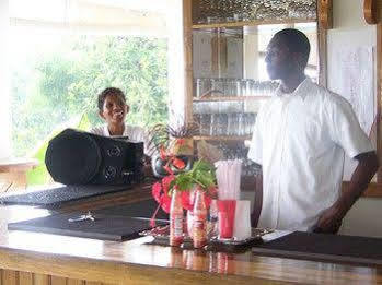 Hotel Rhodes Negril 3*