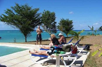Hotel Rhodes Negril 3*