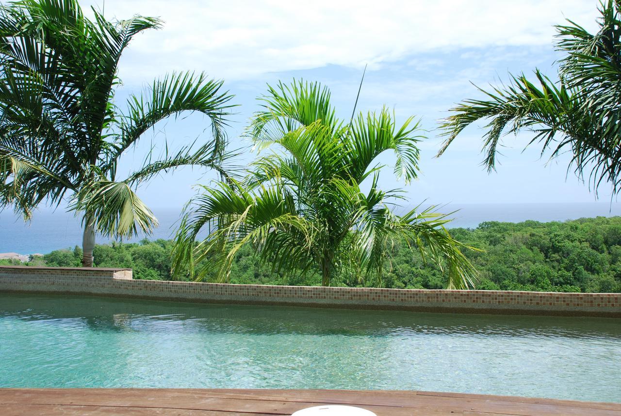 Luxury Sleeps 6, Access, Villa
