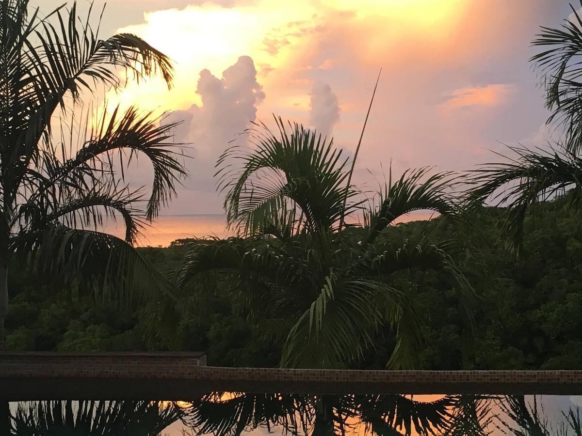 Villa Luxury Sleeps 6, Access, *