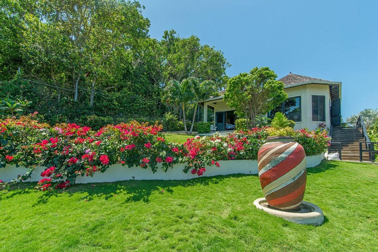 Luxury Sleeps 6, Access, Villa *